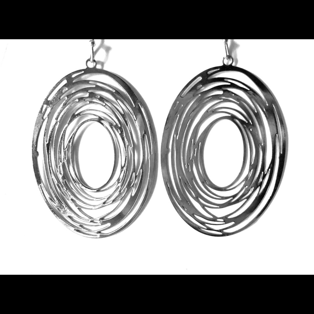 Silver-tone Shiny Oval Earrings